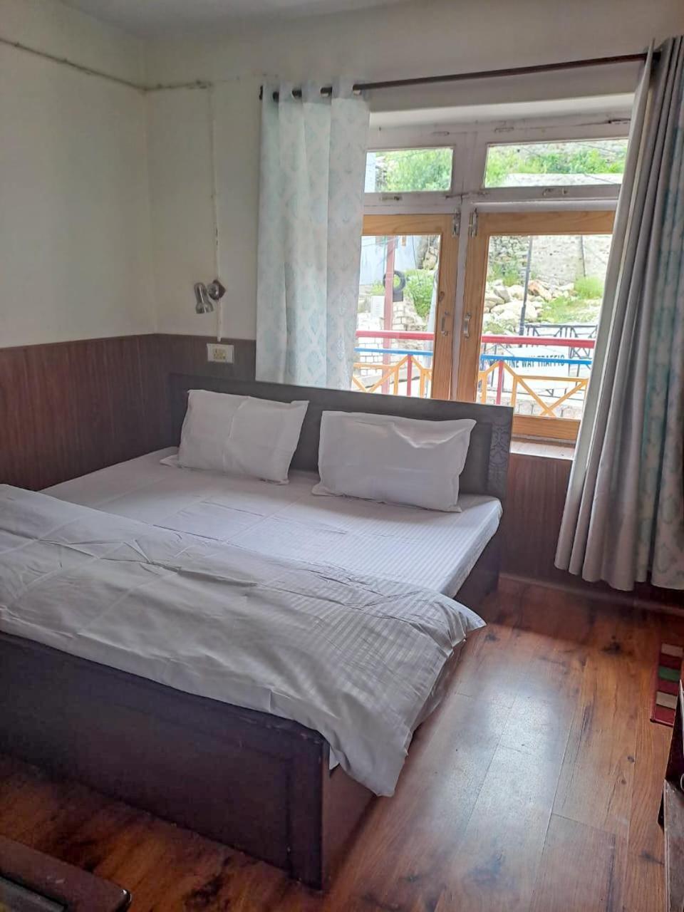 Hotel Gyespa Kyelang Eksteriør bilde